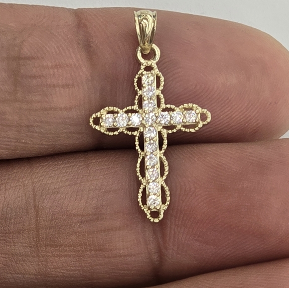 10kt Real Gold Cross Pendant - Picture 4 of 7